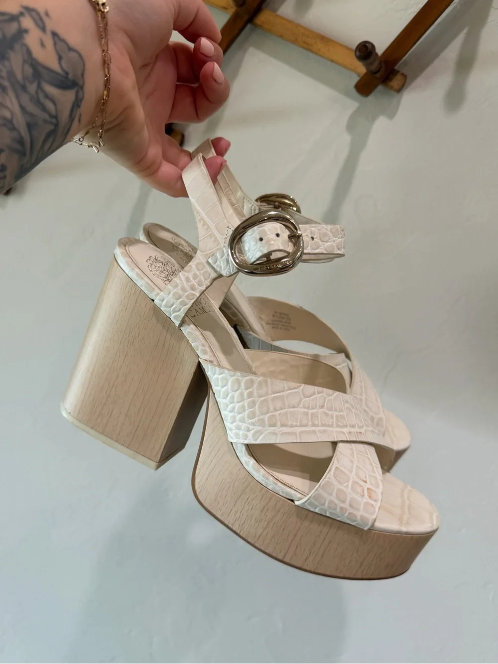 Vince Camuto croc embossed